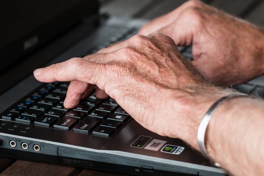 Oude Handen Laptop Oude Handen Laptop